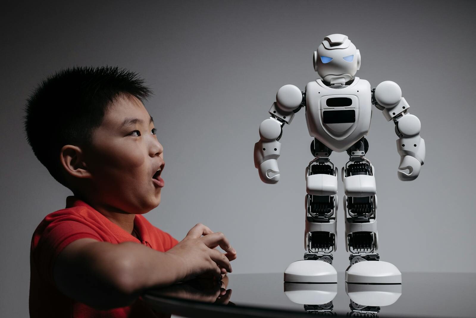 Entertainment Robots That Wow